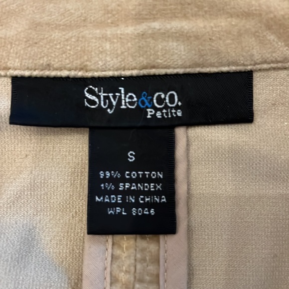 Jacket - Picture 3 of 4